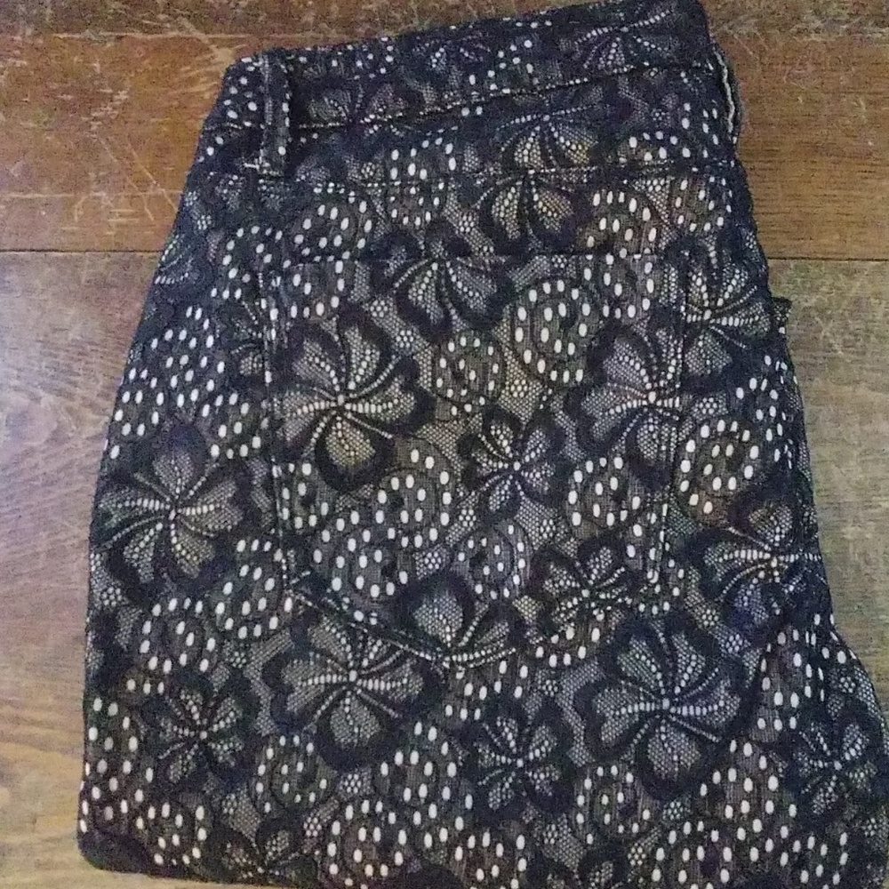 Black and gold lace pants